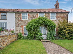 2 Bed in Salthouse NCC15